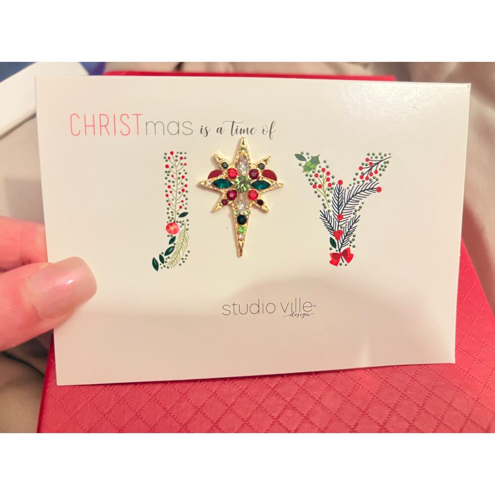 Studio Ville Christmas Star Rhinestone Brooch NIB - Picture 6 of 7